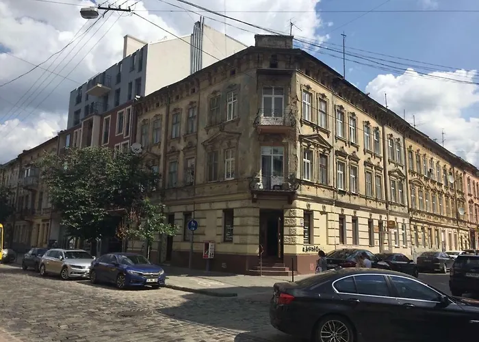 Near Forum 公寓 利沃夫